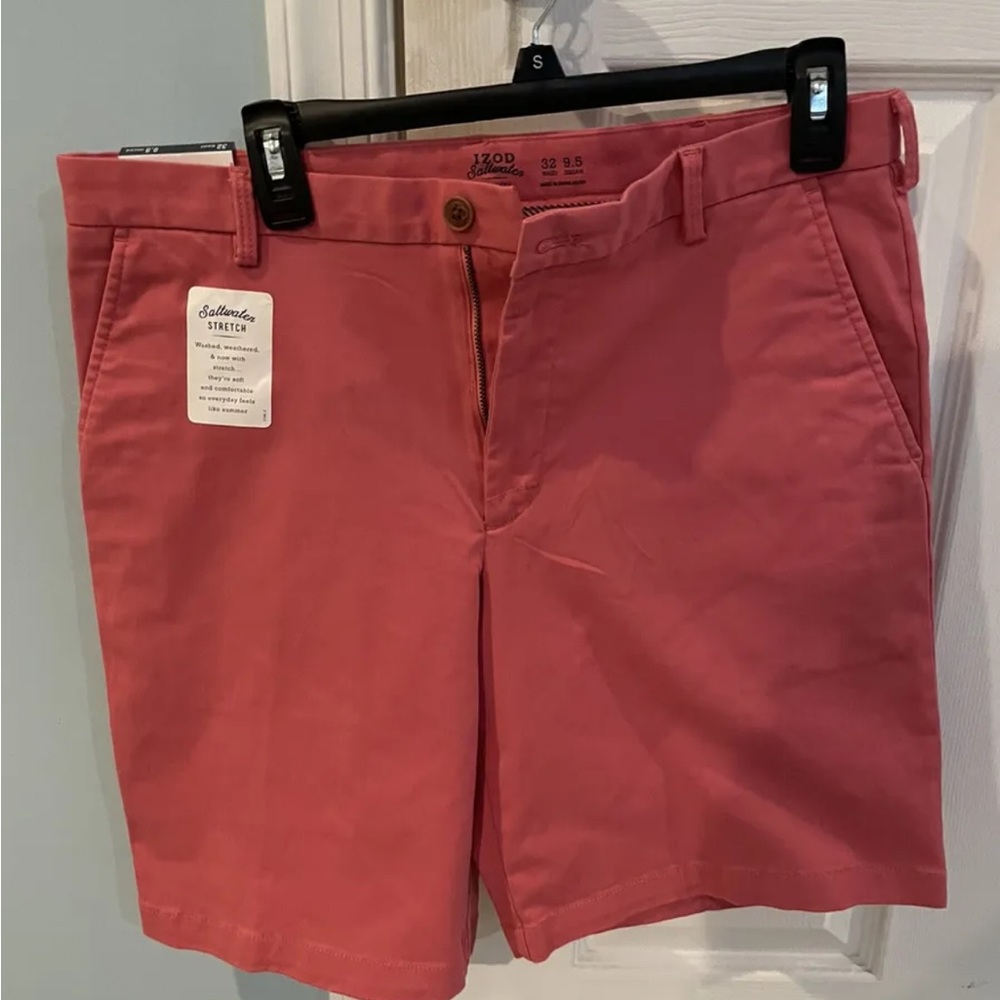 NWT Izod Saltwatwr Shorts Flat Front NWT 32 Waist